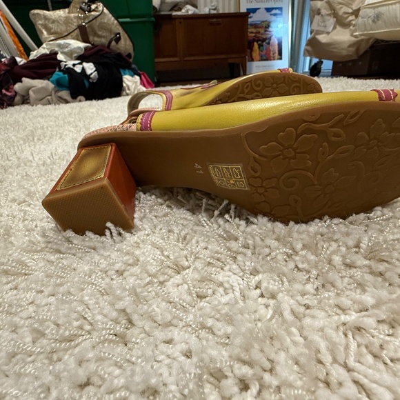 New!!  L'Artiste Whimsical Heels!  size 41/10 - Picture 4 of 7